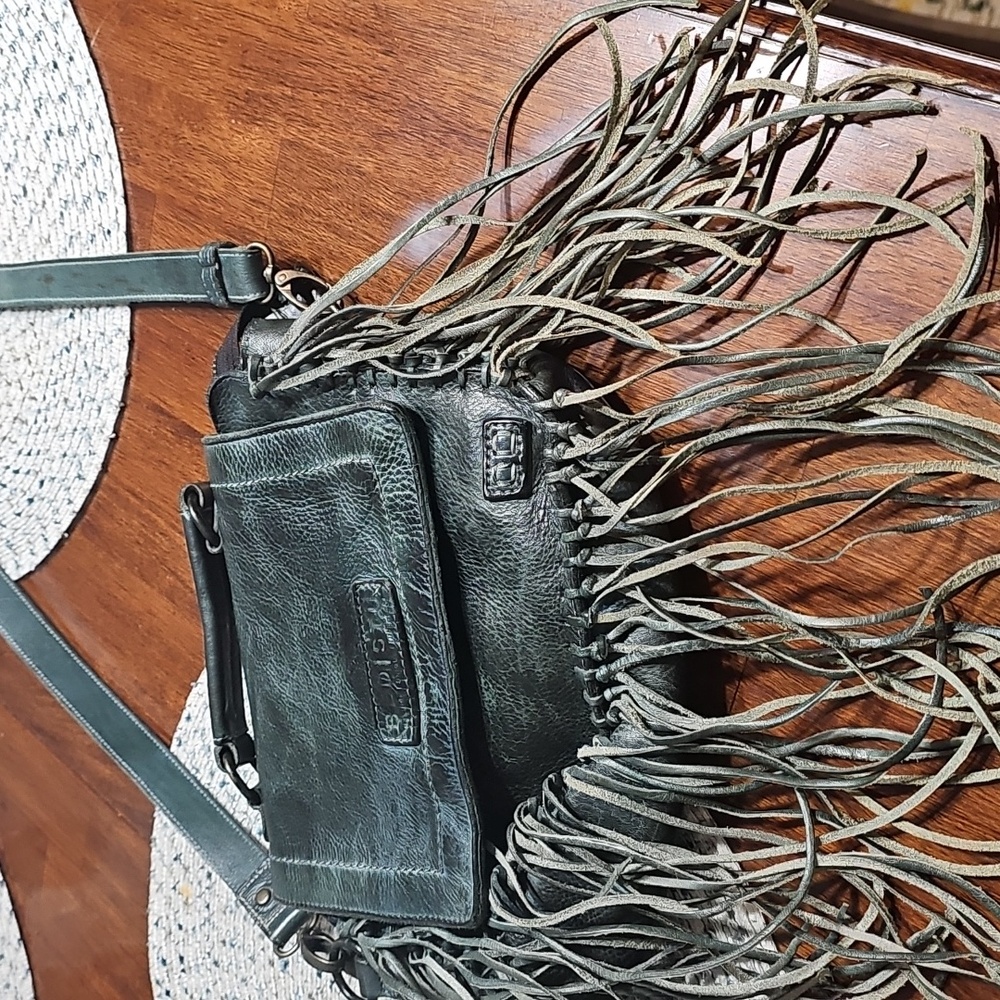Bedstu fringe crossbody bag